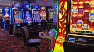 Meja kartu Pool Rummy bernuansa ungu
